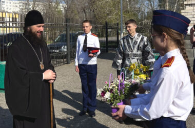 Митрополит Феодор совершил Литургию Преждеосвященных Даров в храме святых мучеников Флора и Лавра