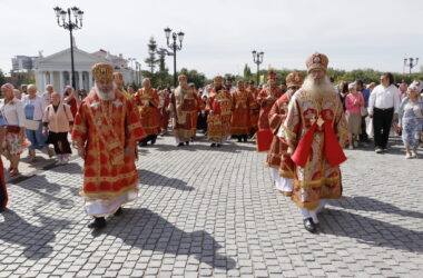 Волгоградцы молитвенно почтили память небесного покровителя нашего края святого князя Александра Невского