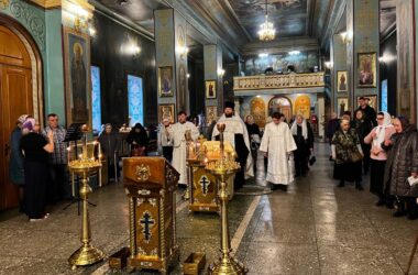 В Волгоградской епархии прошли заупокойные богослужения по Александру Суворову