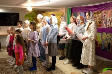 Пасхальный праздник в храме Богоявления