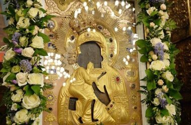 В Волгограде встретят чудотворную Феодоровскую икону Божией Матери из Костромской епархии