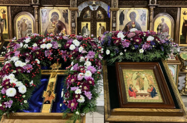 Митрополит Феодор возглавил Всенощное бдение в канун Недели по Крестовоздвижении