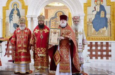 В день памяти святого князя Александра Невского вручены награды клирикам и мирянам