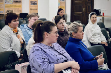 Организацию молодежных церковных хоров говорили на семинарах в Волгоградской епархии