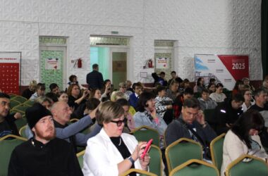 Соработничество родителей и педагогов в деле воспитания подрастающего поколения обсудили на конференции