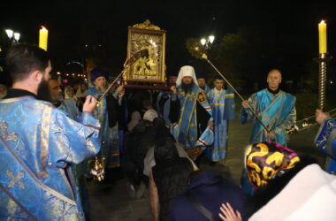 В Волгоград вернулся на три дня Феодоровский образ Царицы Небесной