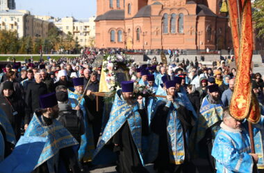 «…Всех нас заступи, о Госпоже Царице и Владычице…» (Тропарь Казанской иконе Божией Матери)