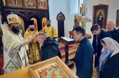 Глава Волгоградской епархии совершил воскресное богослужение в Свято-Вознесенской обители