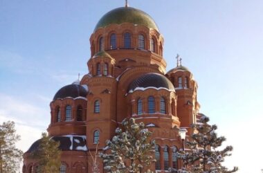 Приглашаем детей и родителей на Рождественский праздник