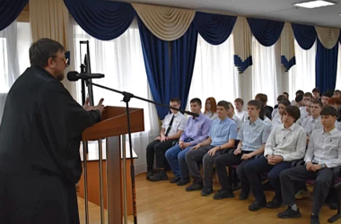 Будущим железнодорожникам рассказали о Рождестве Христовом