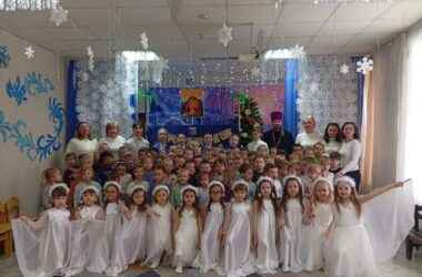 В Ельшанском благочинии поздравили дошкольников с праздником Рождества Христова