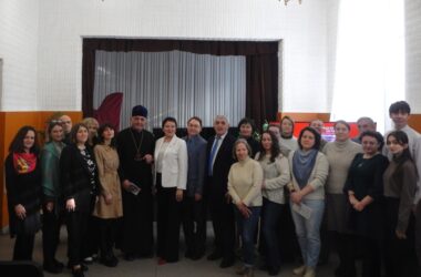 Память о Сталинградской победе объединила историков, педагогов и священников