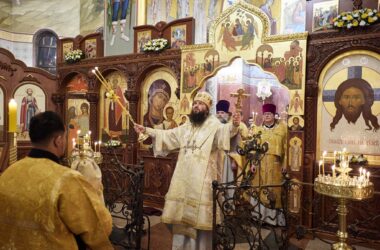 Сегодня ночью на Мамаевом кургане молитвенно почтили память героев Сталинградской битвы