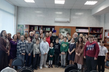 Православная литература и поэзия объединила верующих в библиотеке им. В.М. Шукшина