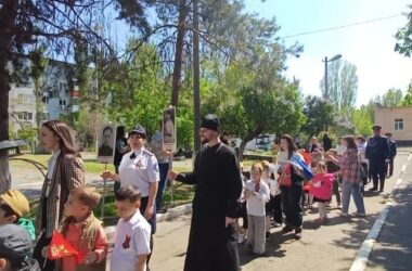 Священнослужитель стал гостем праздничного мероприятия в детском саду